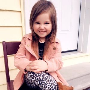 Meet your Posher, Danyelle